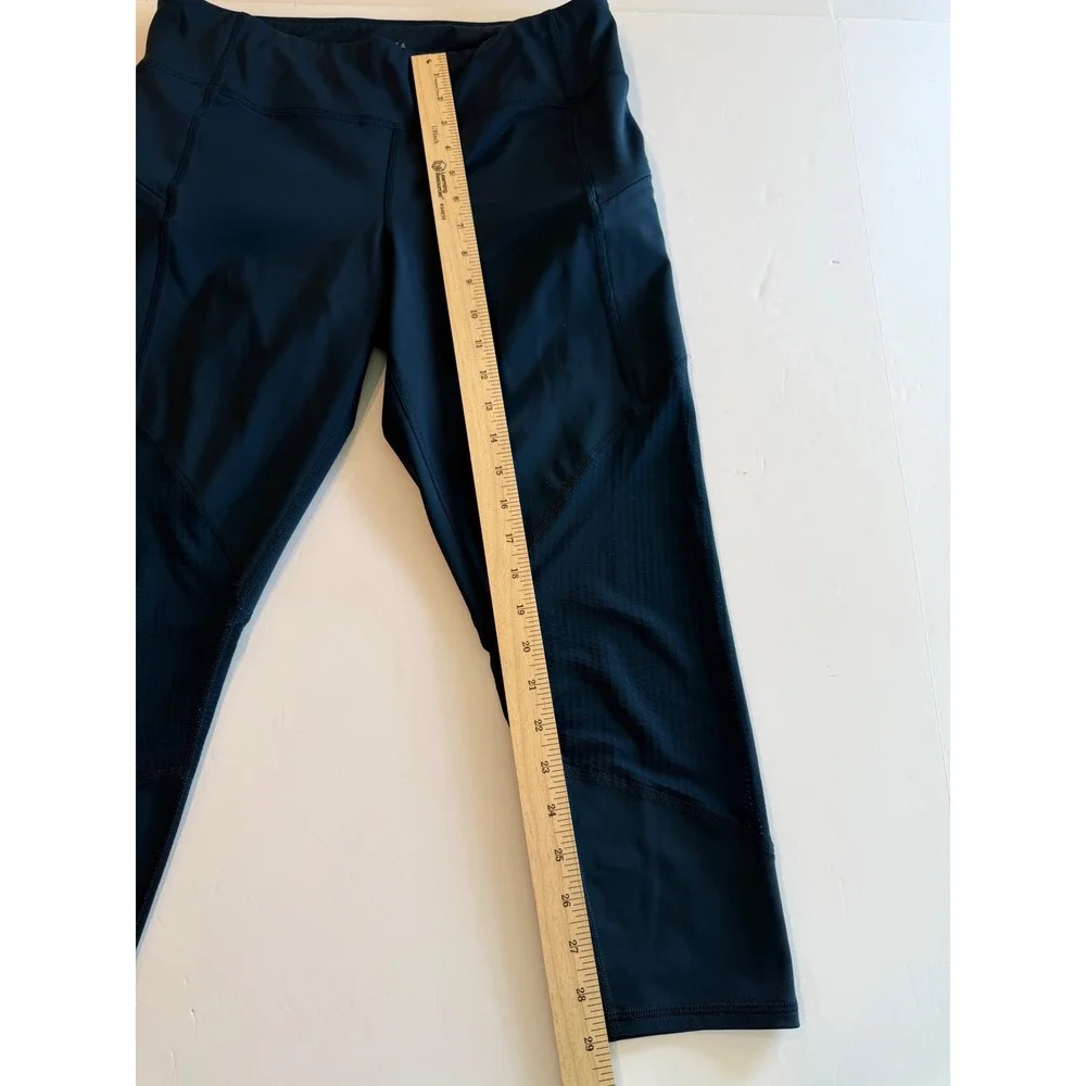 Athleta Be Free Leggings  Navy Blue Mesh Pockets Capri Large‎